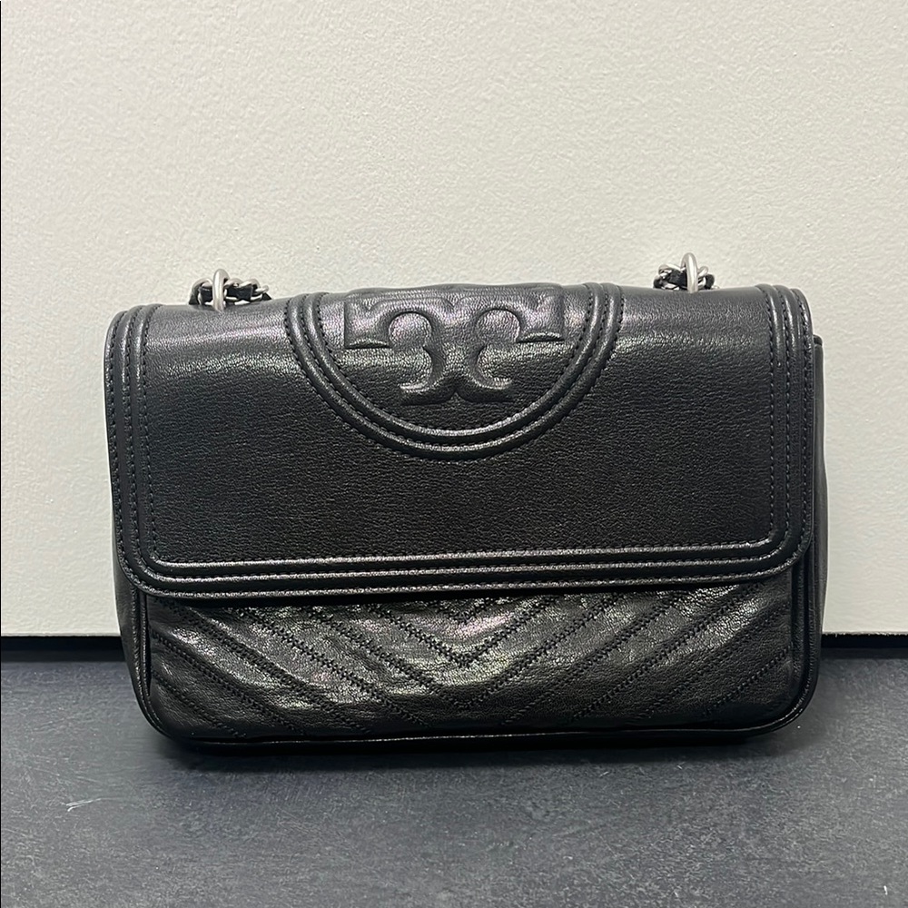 Black Quilted Leather Shoulder Bag with Chain Strap